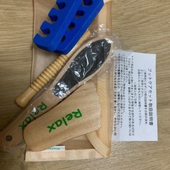 🌸フットケアセットポーチ付き（足指パット、ネイルブラシ）などの画像