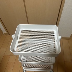 ニトリ　ワゴンの画像