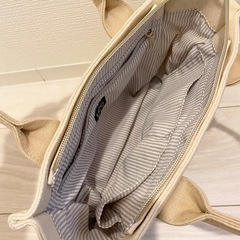 ショルダーバッグの画像