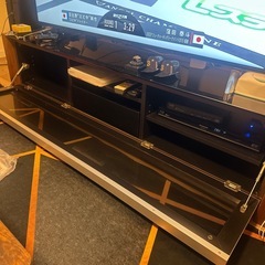 ガラストップテレビ台の画像