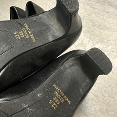 パンプス2足セット22.5cmの画像