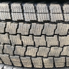 GOODYEAR 195/80R15 2024年製造　冬タイヤLTタイヤ　の画像