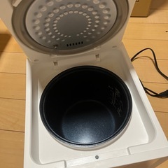 炊飯器 キューブ型 ホワイト おしゃれ の画像