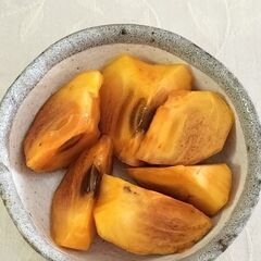 柿　自宅で採れました　20個プラスおまけ　甘柿の画像