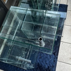 小型ガラス水槽　オーバーフロー加工済みの画像
