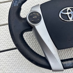 30プリウス ハンドルの画像