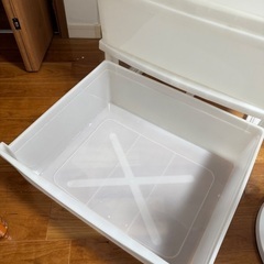 引き出し 3 階の画像