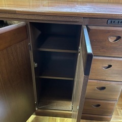 収納家具の画像