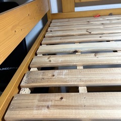 木製二段ベッドの画像
