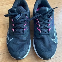 NIKE ランニングシューズ　25センチ　　の画像