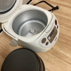 象印マイコン炊飯ジャー　「極め炊き」 5.5合炊 NS-WF10MX 2014年製　保証付の画像