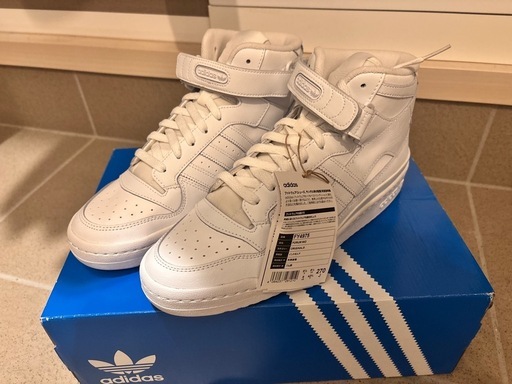 本日中　決まらなければリサイクルショップ　新品未使用　adidas forum mid 　