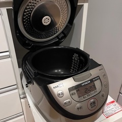 炊飯器　HITACHI 5.5合の画像