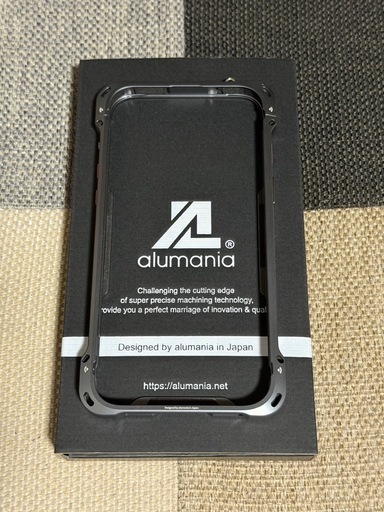 alumania アルマニア iPhone15 Pro MAX バンパー