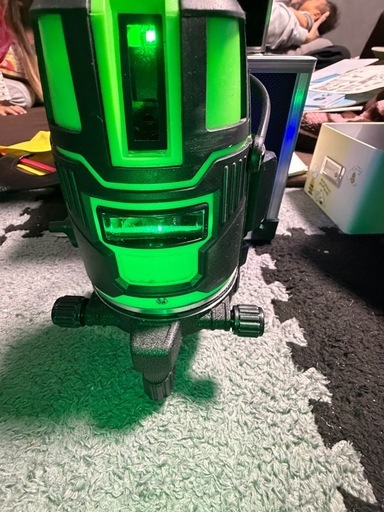 れーざーレーザー