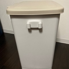 ゴミ箱　2口の画像