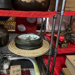 ☆お店にてフリーマーケット開催中 古物・置物・飾り物・骨董品・雑貨等、いろいろあります❗️の画像
