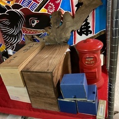 ☆お店にてフリーマーケット開催中 古物・置物・飾り物・骨董品・雑貨等、いろいろあります❗️の画像
