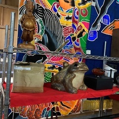 ☆お店にてフリーマーケット開催中 古物・置物・飾り物・骨董品・雑貨等、いろいろあります❗️の画像