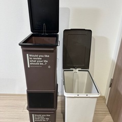 ゴミ箱セットの画像