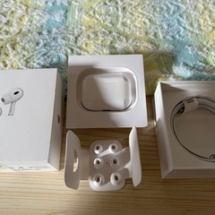 AirPods Pro 第二世代USB Type-C pro2   値段は価格に0付けた値段になります！　　　　　　　　お問い合わせ待ってます‼️　　　　　　の画像