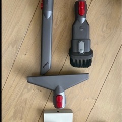 ダイソン dyson v7 fluffy 充電スタンド付きの画像