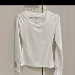 クロムハーツ ロングスリーブTシャツ　ホワイト の画像