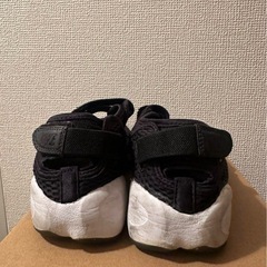 NIKEメッシュスニーカー25cmの画像
