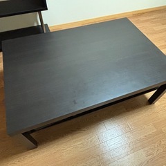 テーブル　IKEAの画像