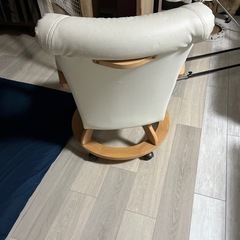 椅子の画像