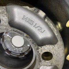 スタッドレスタイヤ　175/65r14の画像