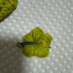 若草色のハンドメイドミニバッグの画像