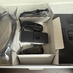 Nintendo switch 本体　箱付きの画像