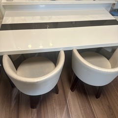 4人掛けダイニングセットの画像