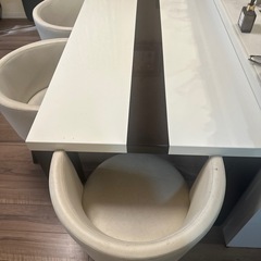 4人掛けダイニングセットの画像