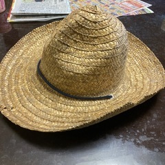 時期外れ　麦わら帽子　２つまとめての画像