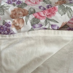 次のゴミの日には捨てます！　毛布　シングル　2枚セット　やや薄手　ピンク　花柄　大阪　売りますの画像