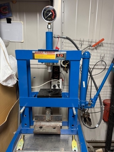 油圧プレス 10トン 中古