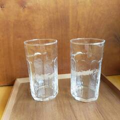 グラスと湯呑のセットの画像