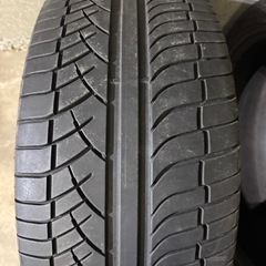 285/35r18の画像