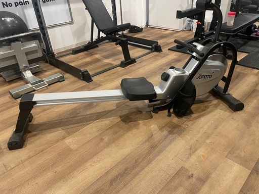 有酸素マシン（ローイングマシン）