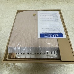 【新品未使用】河合楽器製作所 KAWAI グランドピアノ ナチュラルの画像