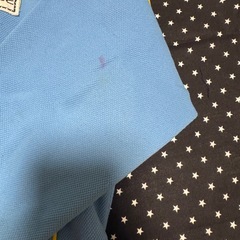 水色と黄色のポロシャツスタイルのジャージ、サイズ110、中古品で使用感あり。の画像