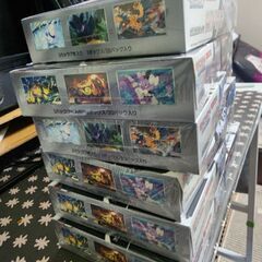 12 unopened box of Pokémon Card Expansion Pack: Black Bolt and white flareの画像