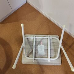折りたたみ式ローテーブルの画像