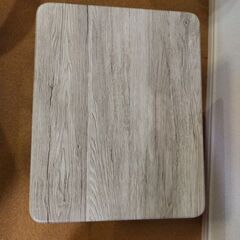 折りたたみ式ローテーブルの画像