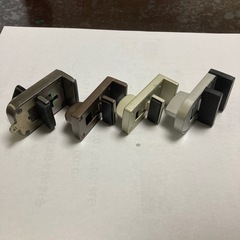 防犯対策に　戸締まりくんミニなどサッシ補助錠の画像
