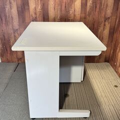 【中古品】【直接引き取り限定】イトーキー ITOKI オフィスデスク1000×700×700 白の画像