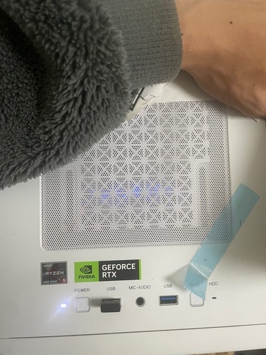 今月末引っ越しのため激安！即決で、20パーオフ！水冷式＆LEDライティング搭載 ハイスペックゲーミングPC（ガラスサイドパネル）