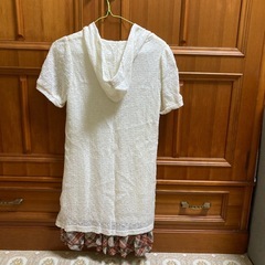 フード付きニットチュニックワンピースの画像